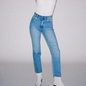 NWT Original Straight Jean in Brad Blue